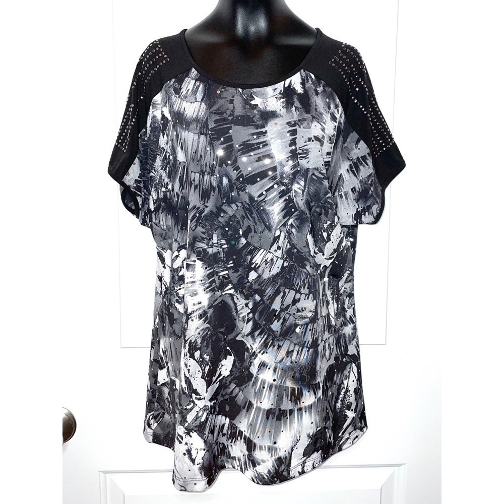 Brittany Black top